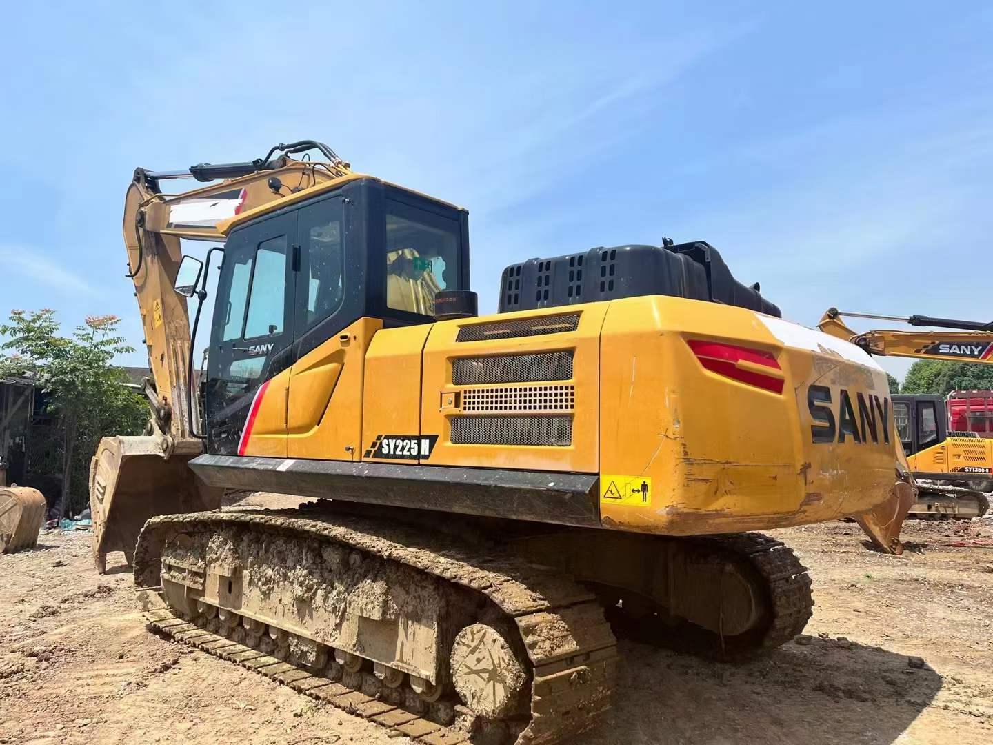 Used Sany SY225H excavator | No. 24523-6