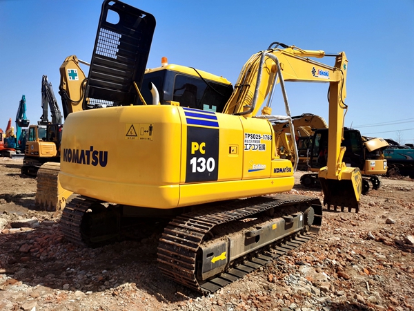 Used Komatsu PC130-7excavator| No. 24518-24