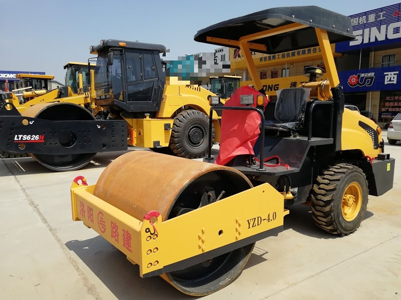 Used LUOGONG YZD-4.0 road roller | No. 24523-23