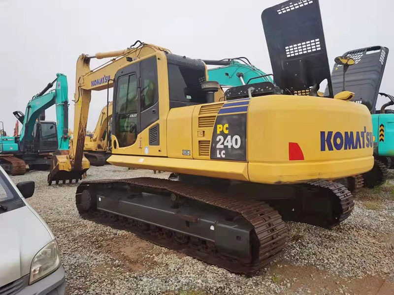 Used Komatsu PC240-8excavator | No. 24518-15