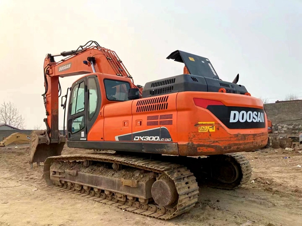 Used Doosan DX300LC-9 Excavator | No. 24530-12