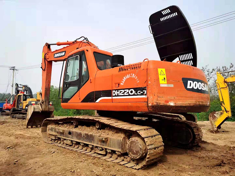 Used Doosan DH220LC-7 Excavator | No. 24530-8