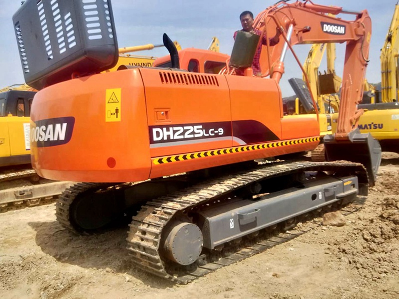 Used Doosan DH225-9 Excavator | No. 24531-3