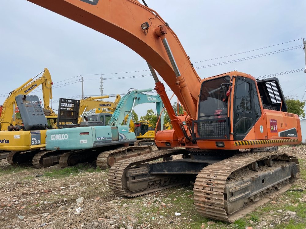 DEVELIN DOOSAN DX420LC-9C excavator No. 24122-1