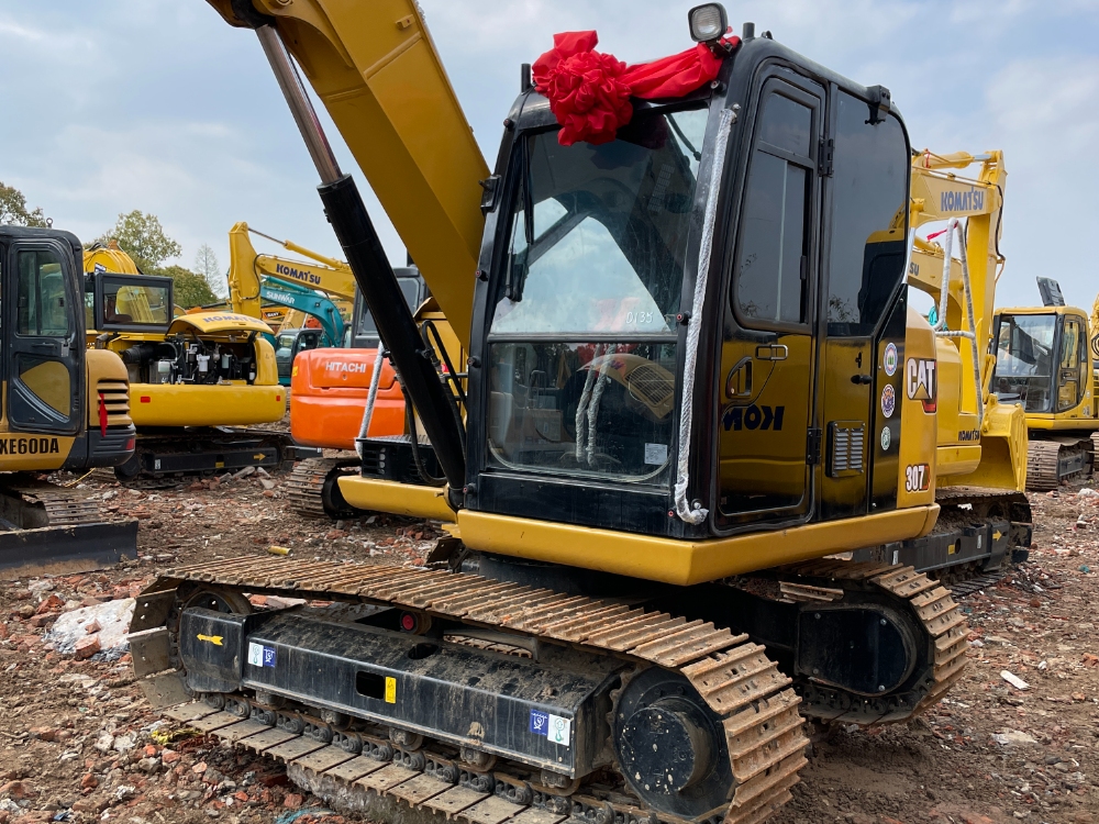 Used Caterpillar 307 Excavator No. 24131-1