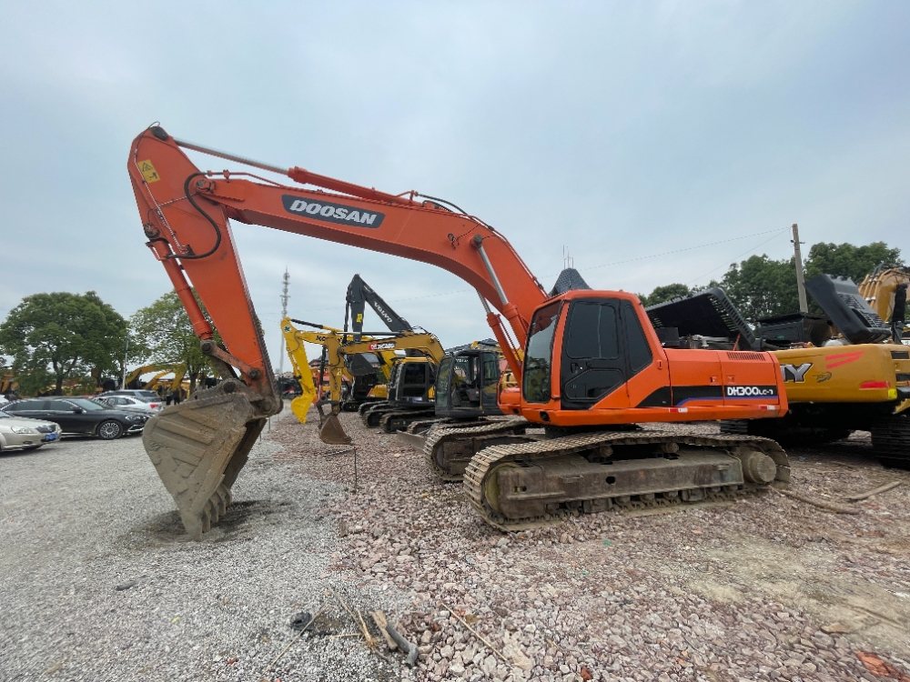 Second-hand Diwanlun|DOOSAN DH300-7 excavator No. 24121-3