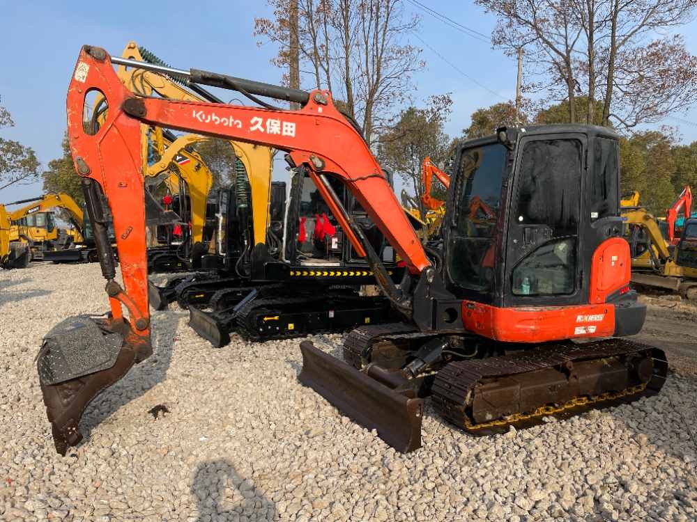 Used Kubota 165 excavator No. 24312-2