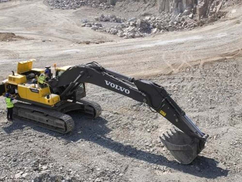 www.tdexcavator.com Used excavator09_1000x750px