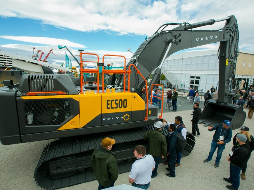 www.tdexcavator.com Used excavator05_1000x750px