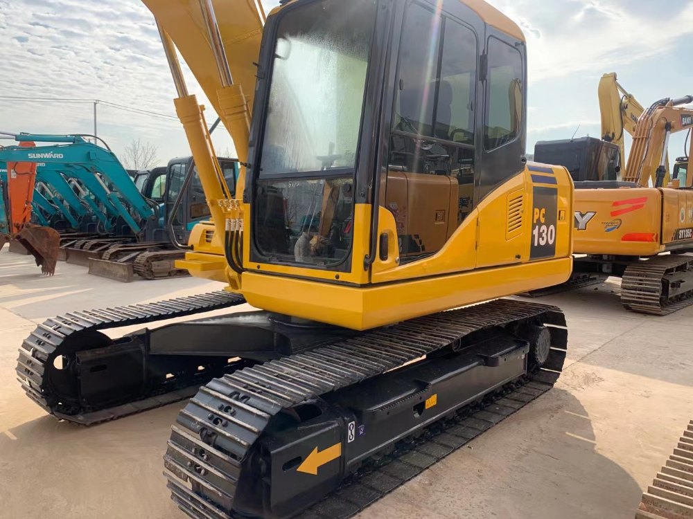 Used Komatsu PC130-7 excavator | No. 24511-2