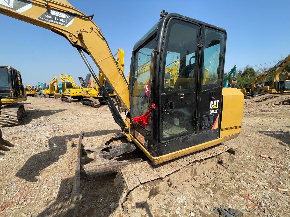 Used Caterpillar CAT305.5E2 excavator | No. 24518-2