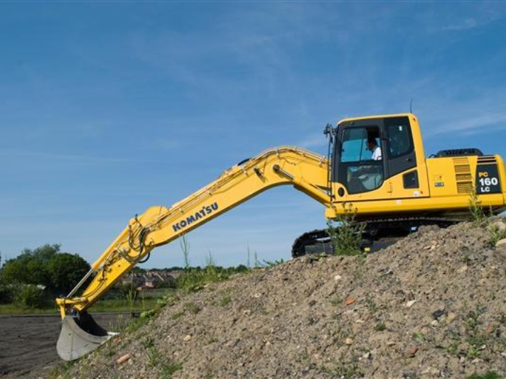 Used Komatsu PC160 excavator_WH_712x534px.jpg