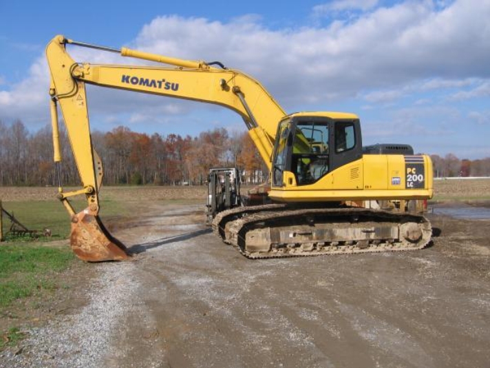 Used Komatsu PC200-7 excavator_WH_712x534px.jpg