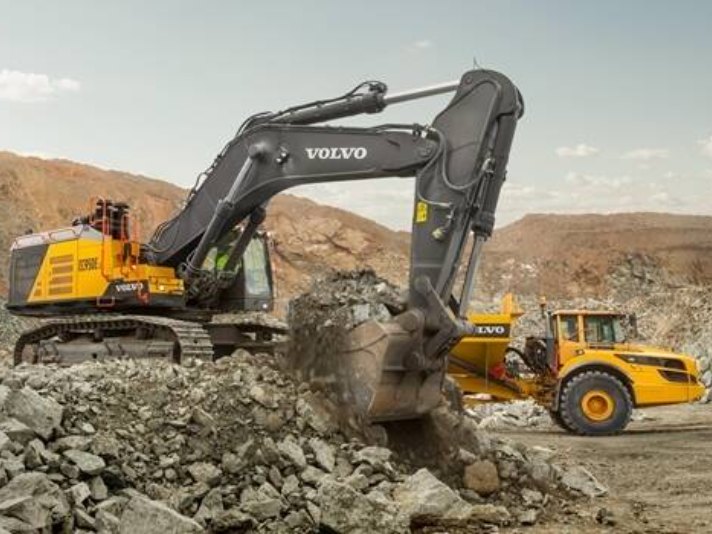 Tiedou Volvo used excavator EC950E_WH_712x534px.jpg