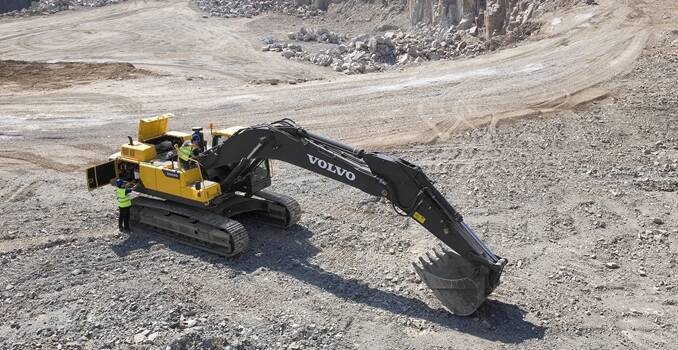 Tiedou Volvo used excavator EC380DL.jpg