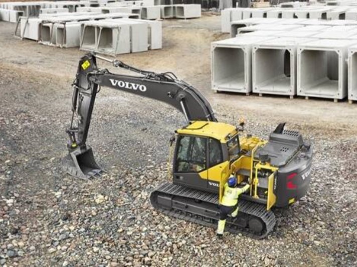 Tiedou used excavator Volvo EC160E_WH_712x534px.jpg