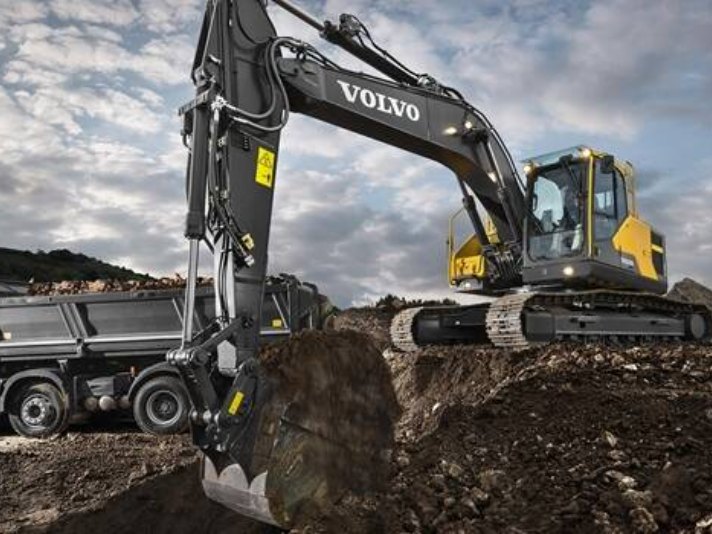 Tiedou used excavator Volvo EC220E_WH_712x534px.jpg