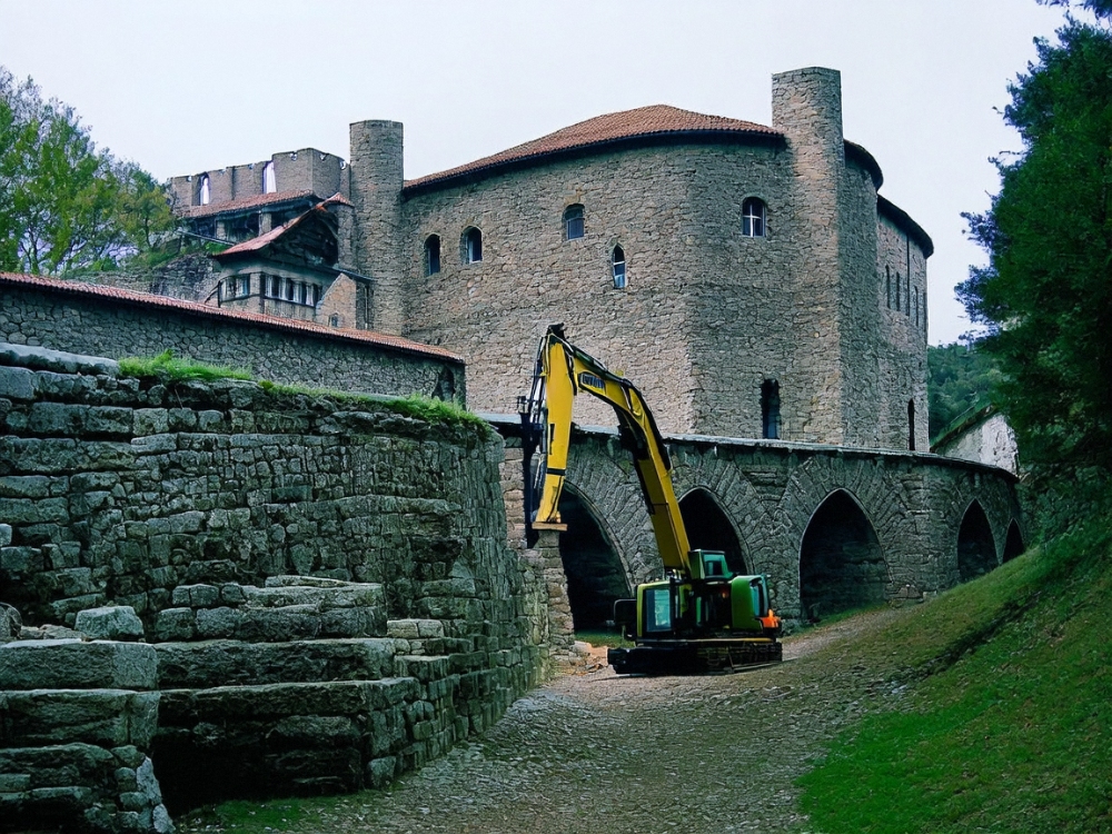 How to maximize the role of excavators-www.tdexcavator.com-1_WH_1000x750px.jpg