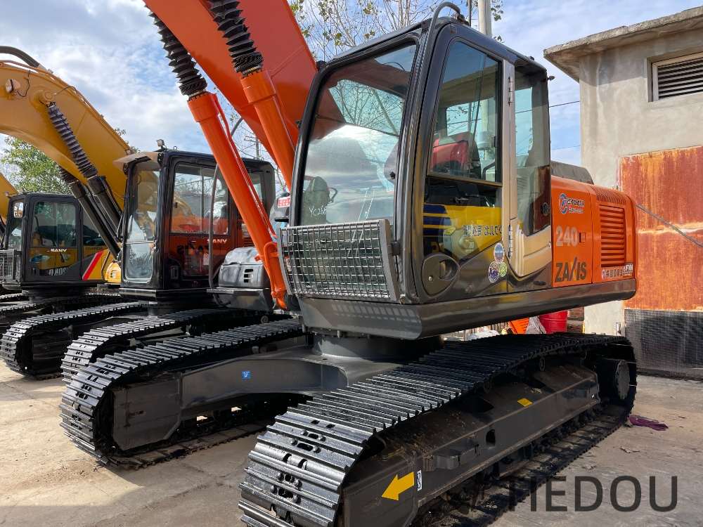 Hitachi ZX240 used excavator | 41031