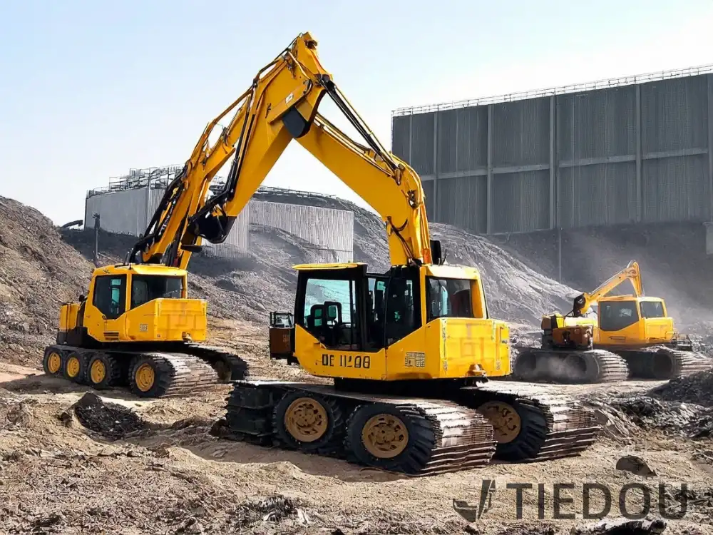 Caterpillar 307E second-hand excavator: a second-hand legend of power and durability0.webp