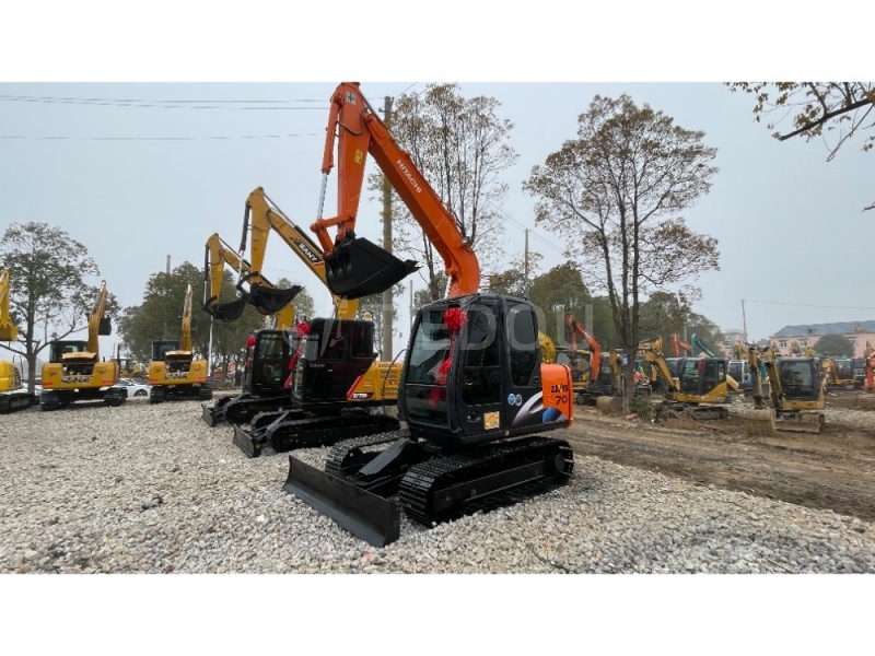 Hitachi ZX70_HITACHI_Excavator_TDexcavator