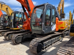 Used Hitachi ZX135 excavator No.24924-1